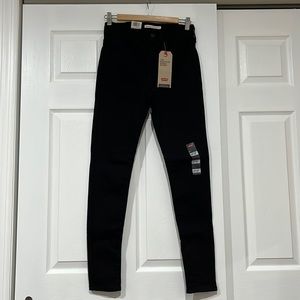 NWT Levi’s Black Jeans